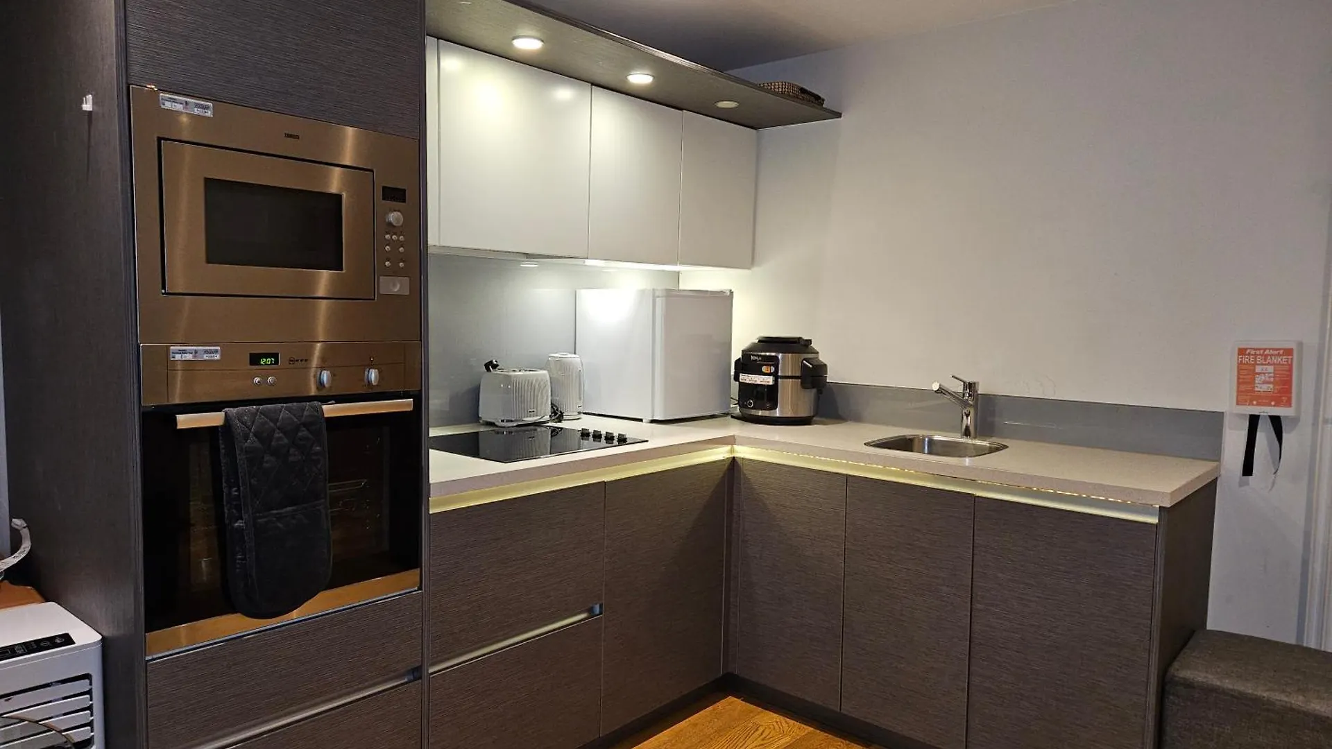 One Bed Luxury Apartment Ilford United Kingdom