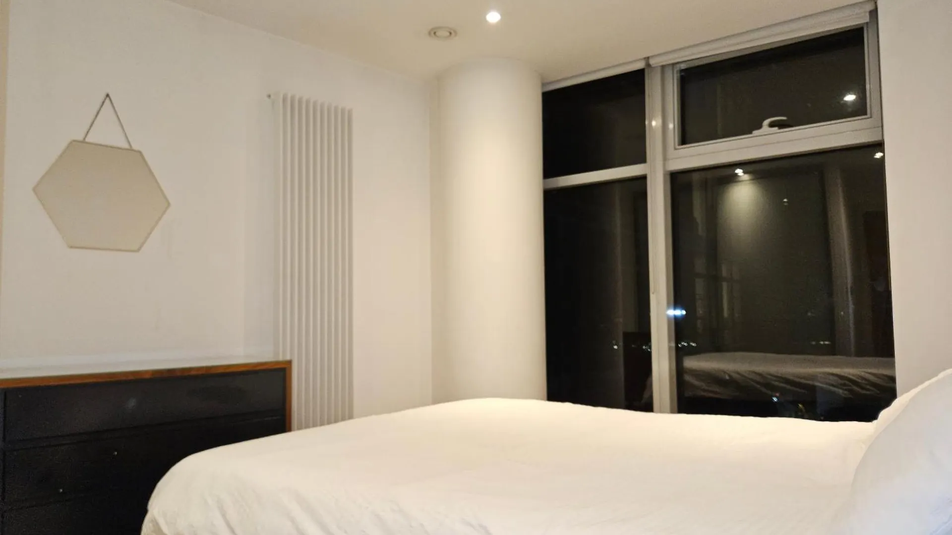 אילפורד One Bed Luxury Apartment בריטניה